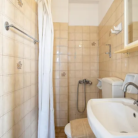 Neachora Beachfront 3* La Canea