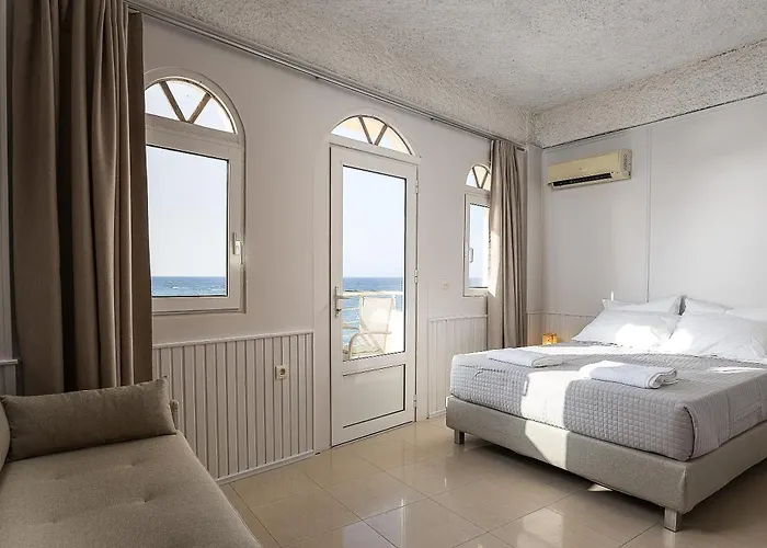 Neachora Beachfront 3*