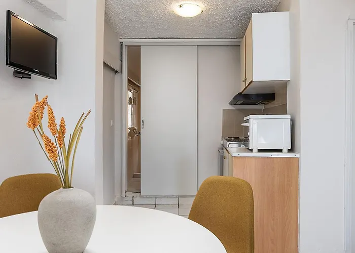 Neachora Beachfront חאניה