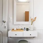Ξενοδοχείο με διαμερίσματα Neachora Beachfront 3*