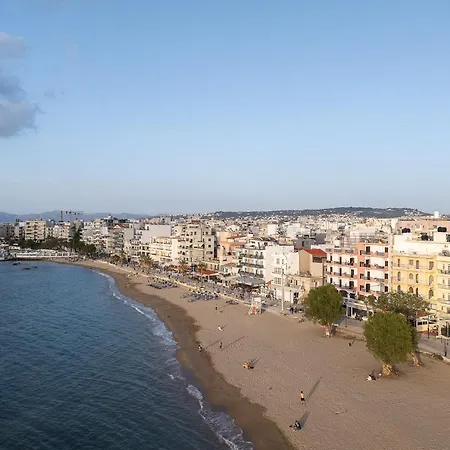 Ξενοδοχείο με διαμερίσματα Neachora Beachfront
