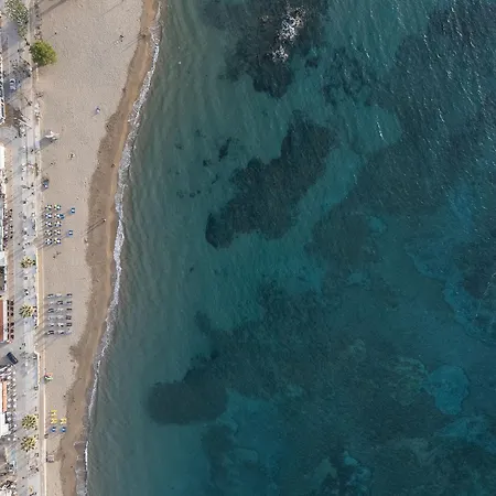 Neachora Beachfront *