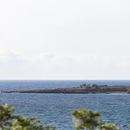Neachora Beachfront Lägenhetshotell
