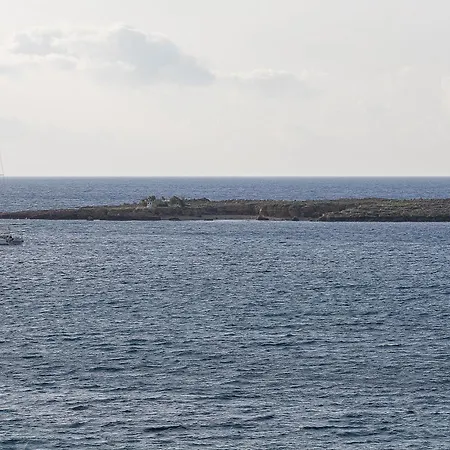 Ξενοδοχείο με διαμερίσματα Neachora Beachfront *