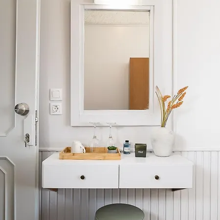 شقة فندقية Neachora Beachfront 3*