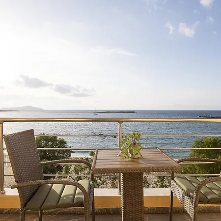 Neachora Beachfront Ξενοδοχείο με διαμερίσματα