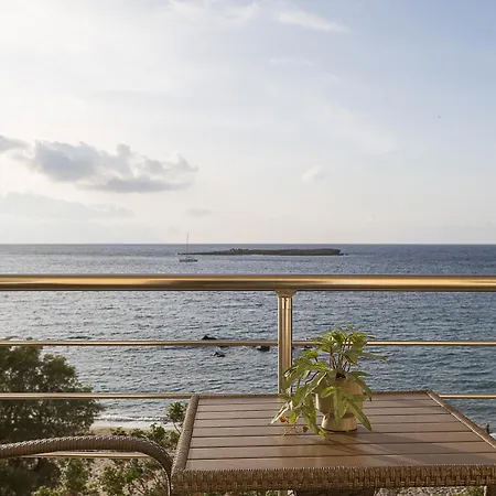 Ξενοδοχείο με διαμερίσματα Neachora Beachfront *