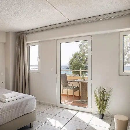 Apartmanhotel Neachora Beachfront Hriszí Aktí Haniá