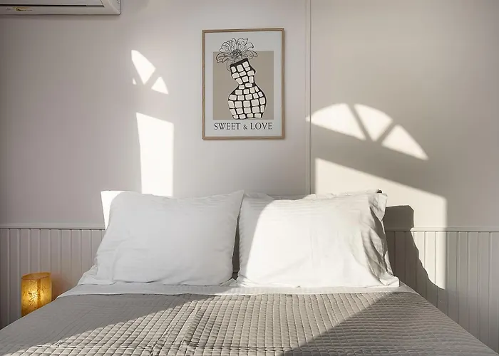 Neachora Beachfront Aparthotel