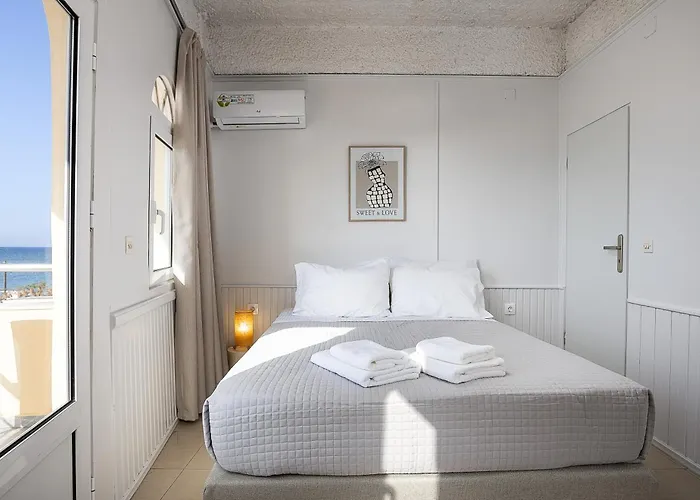 Aparthotel Neachora Beachfront La Canea